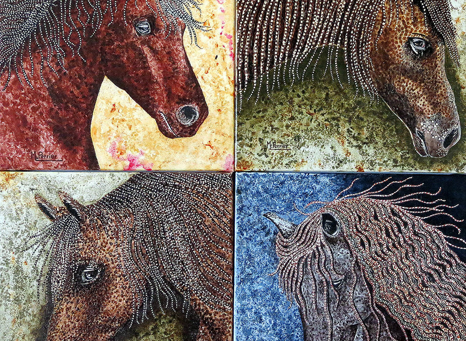 4 tableaux « Cheval pointillé » en 30X30cm